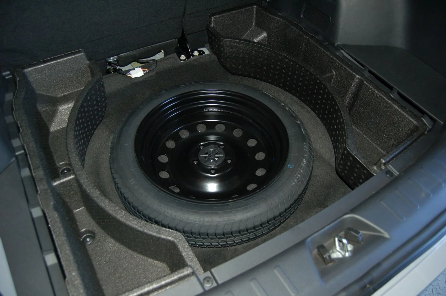 UNI-S 44.webp